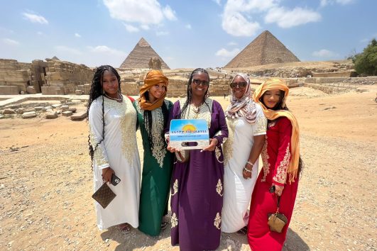 Private Day Tour to Egyptian Museum and Pyramids of Giza